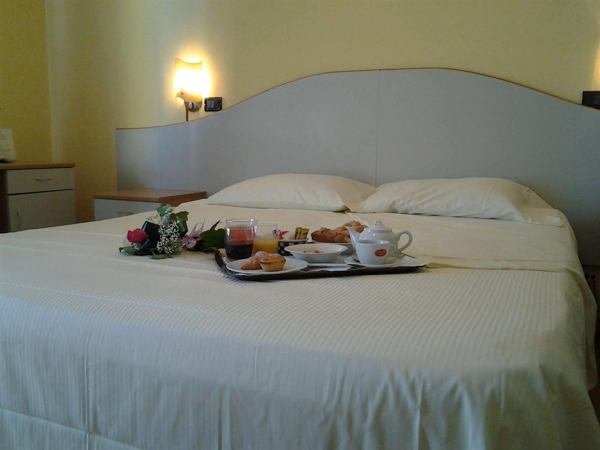Hotel Adriatico Tricase Esterno foto