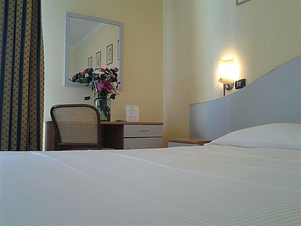 Hotel Adriatico Tricase Esterno foto